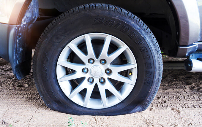 Bơm lốp ô tô 2xilanh điện tử tự ngắt động cơ 180w Bơm lốp ô tô 2xilanh điện tử tự ngắt động cơ 180w